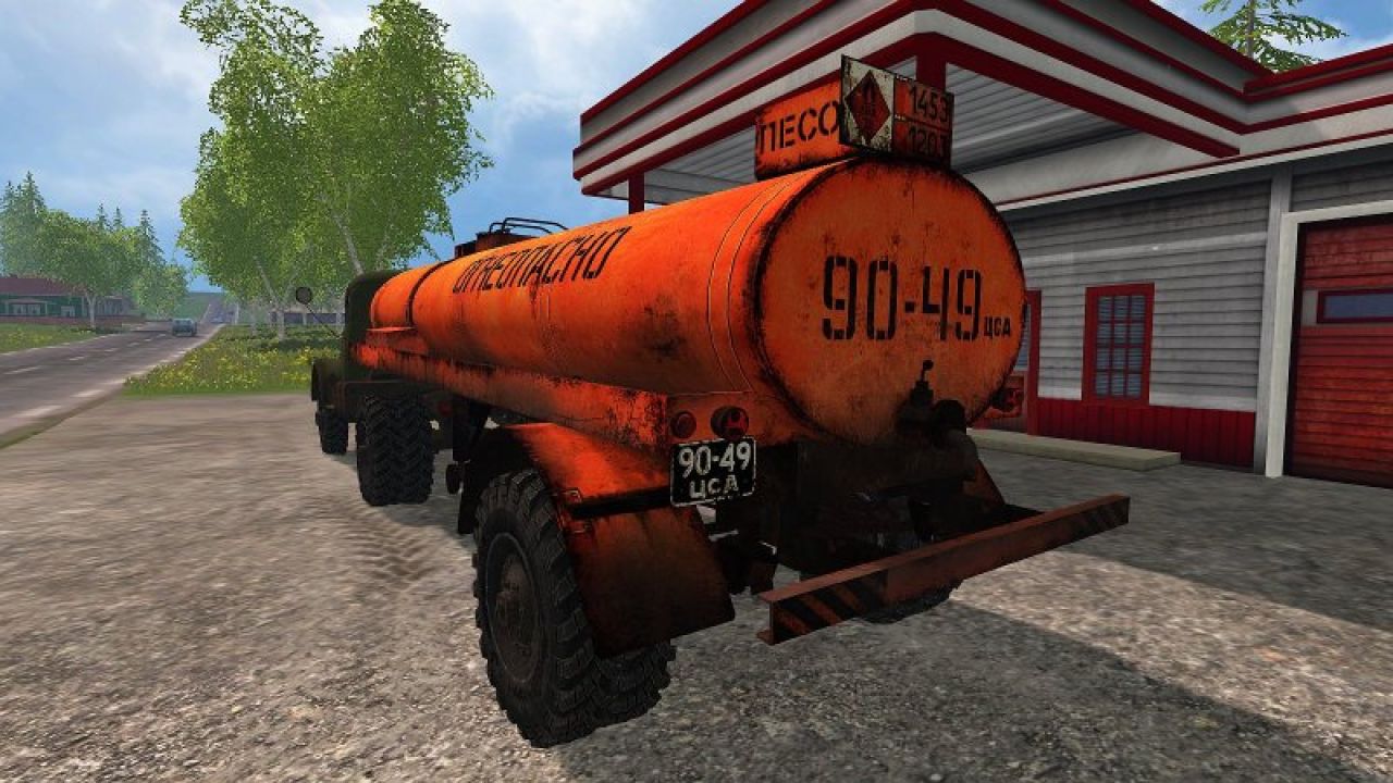 GAZ 63 P + Diesel-Tankauflieger