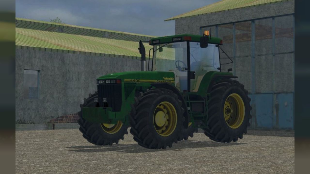 John Deere 8400
