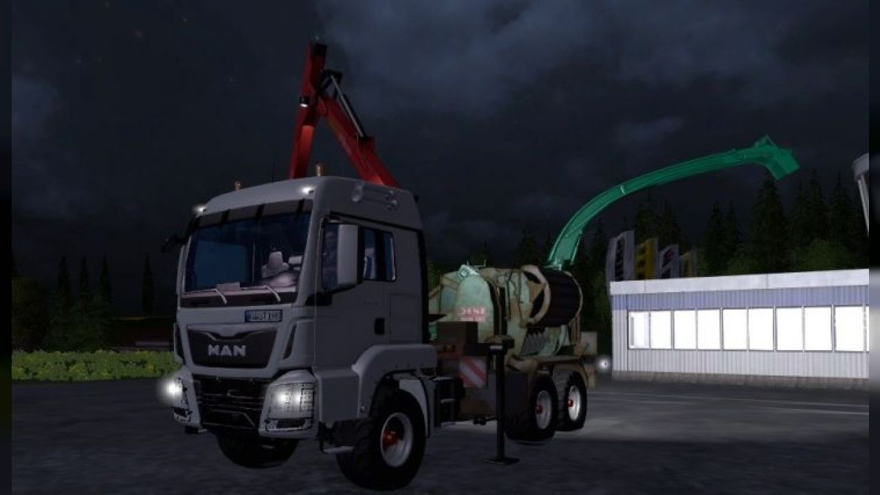 Man TGS Wood Chipper