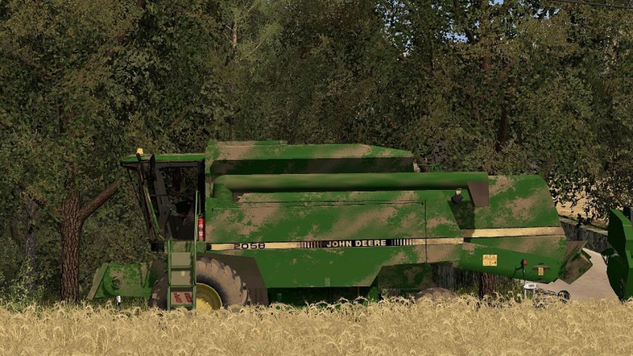 John Deere 2058