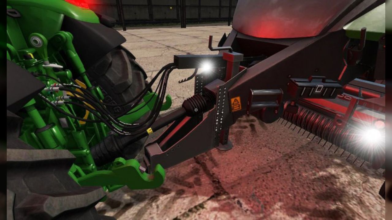John Deere and Case IH square baler