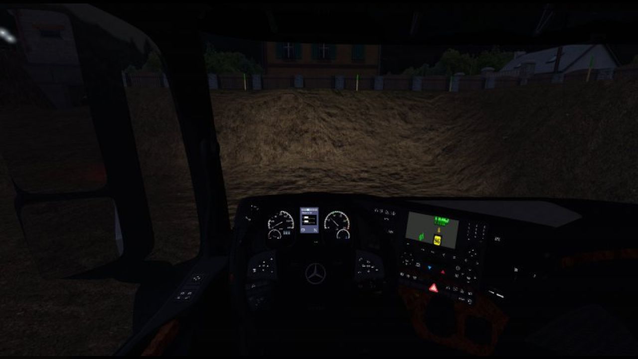 Mercedes-Benz Arocs 3245