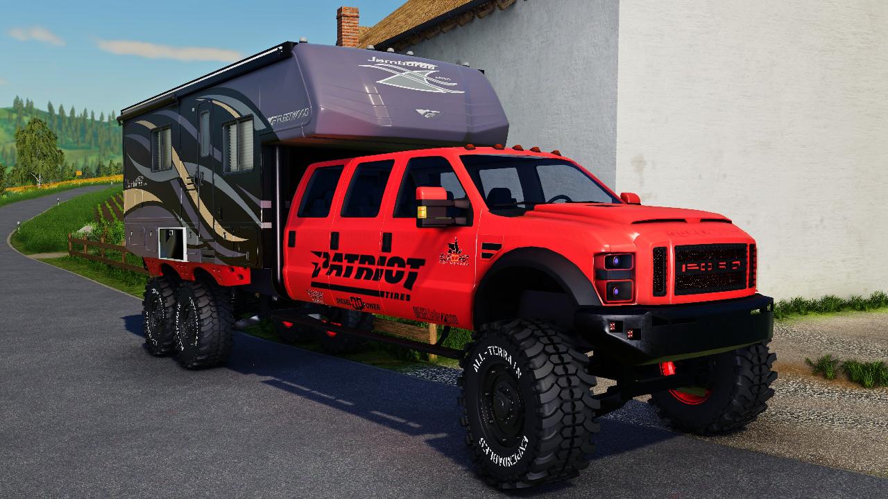 Ford F550 6x6 Camping