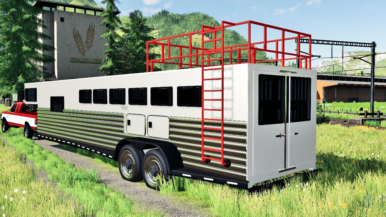 Horse transport trailer