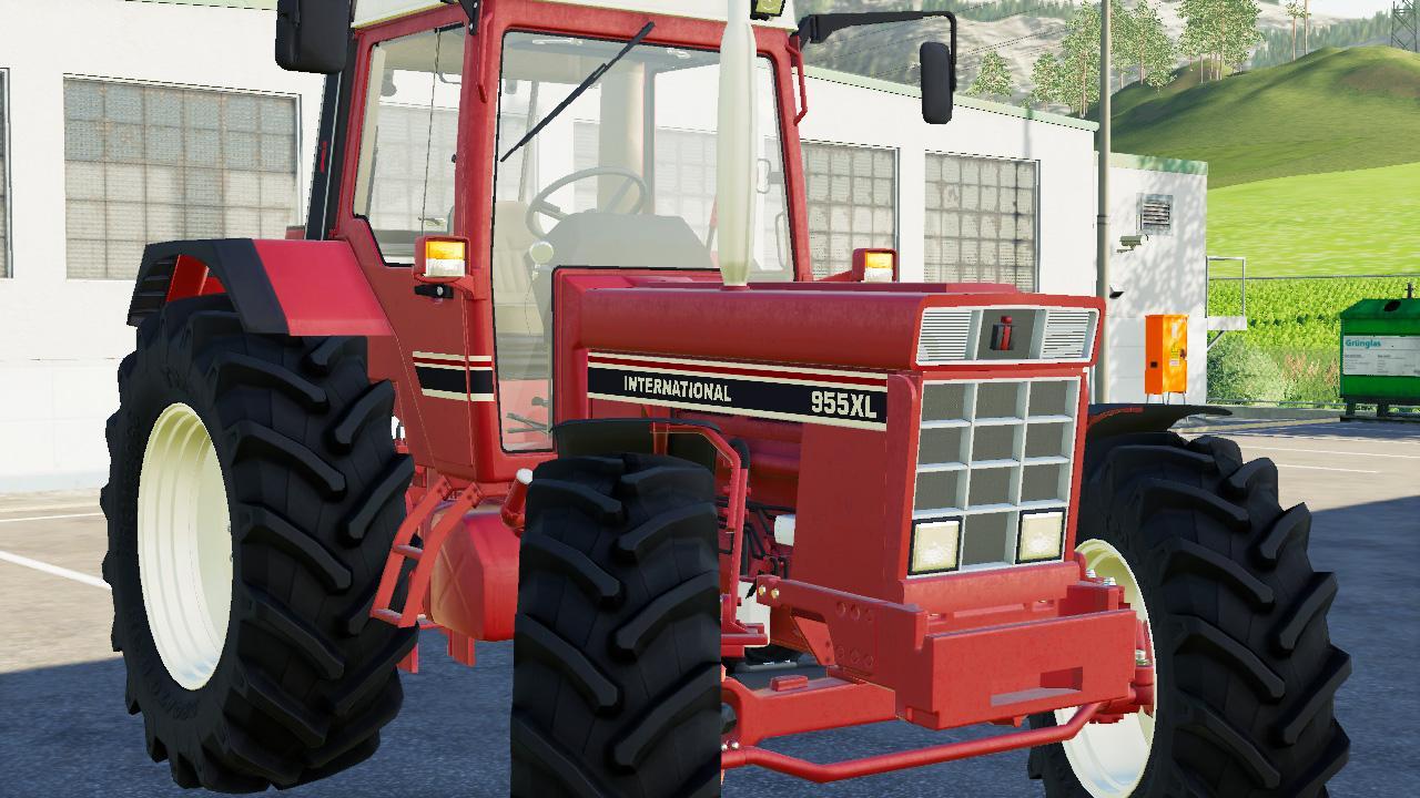 INTERNATIONAL HARVESTER 955XL-1056 XL