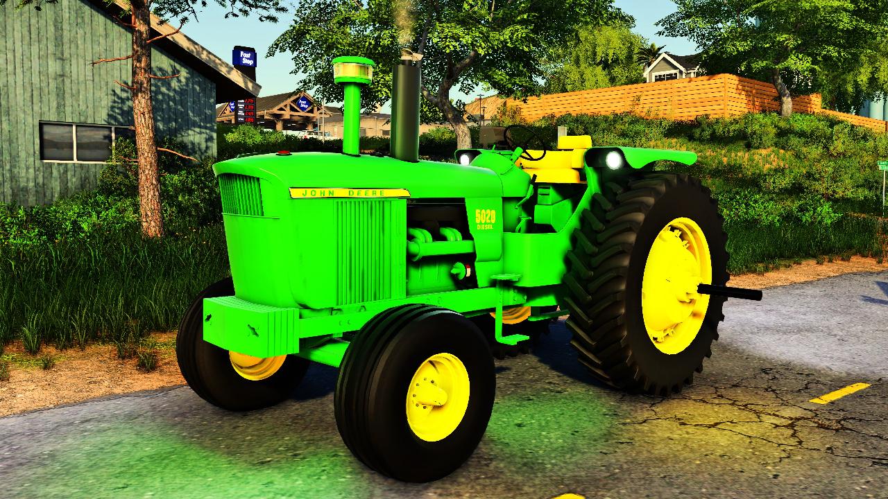 John Deere 5020