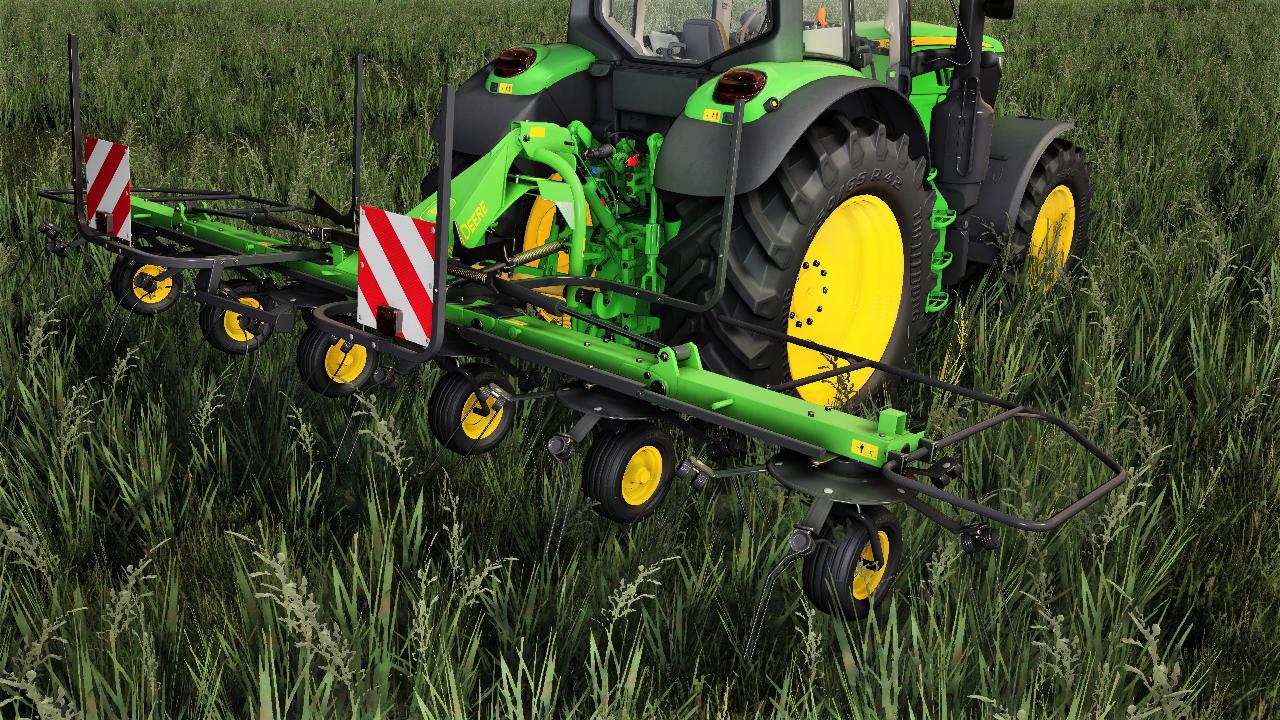 John Deere Teder