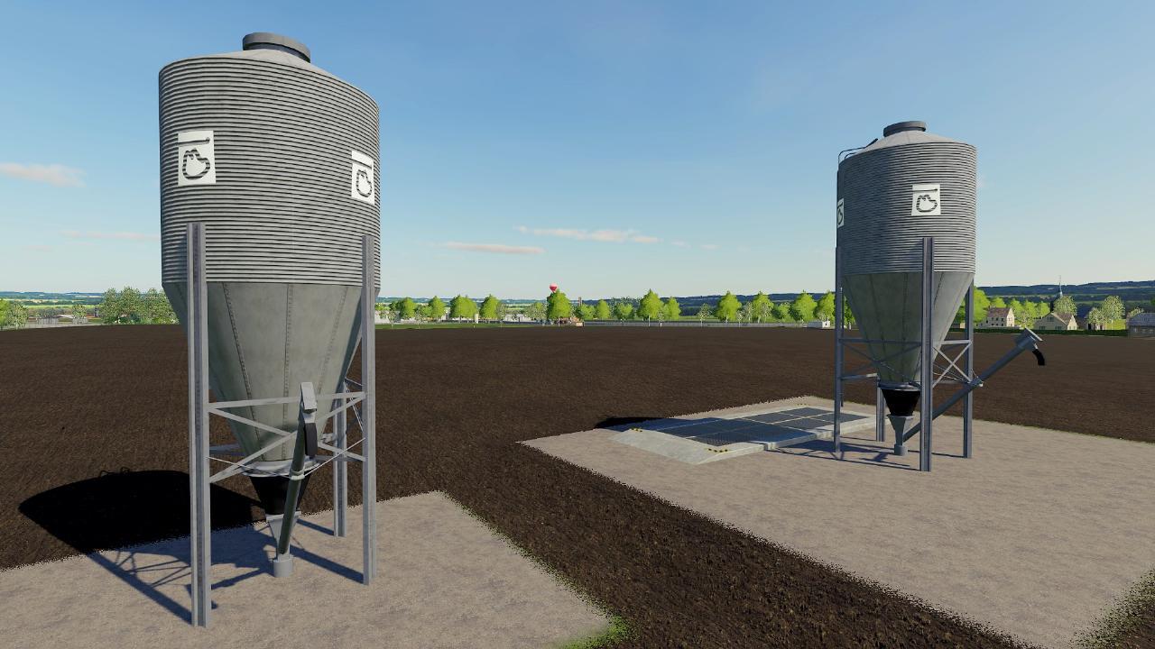 Pig feed silo