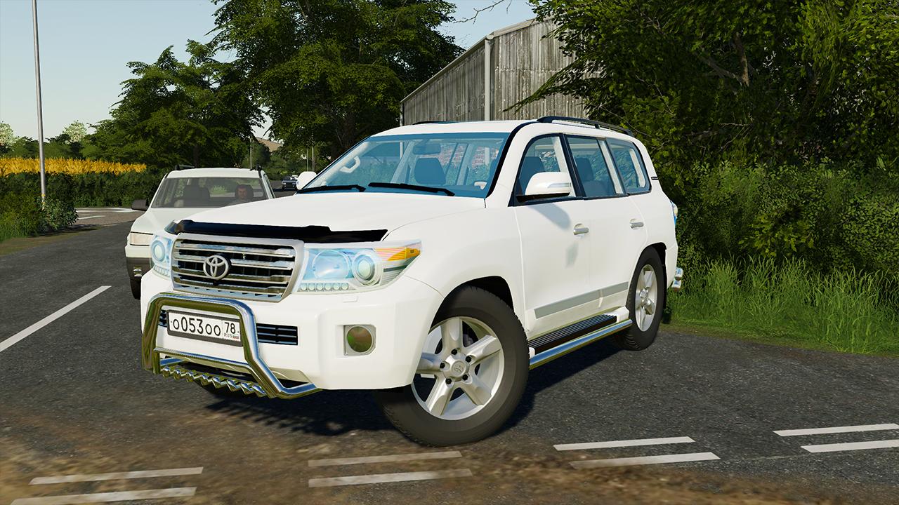 Toyota Land Cruiser 200 2013 V8