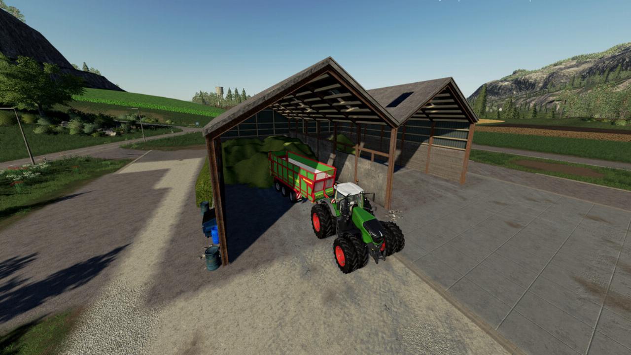 Hangar ave double silo d'ensilage