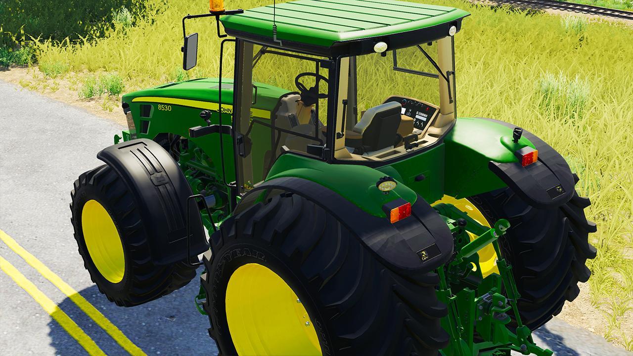 John Deere 8530