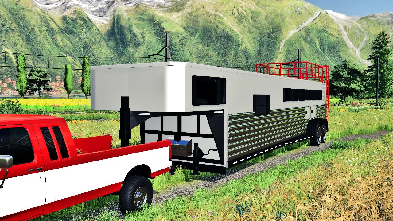 Horse transport trailer