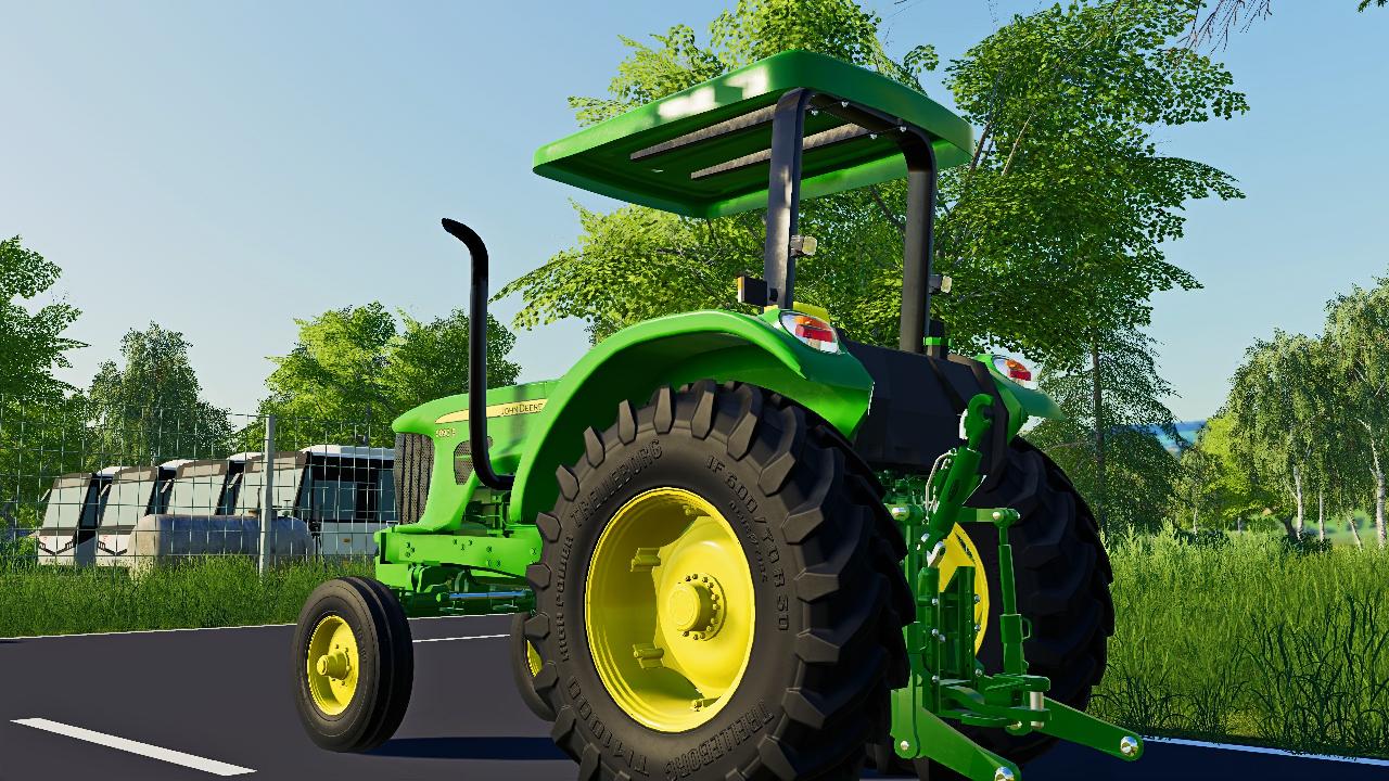 John Deere 5075E