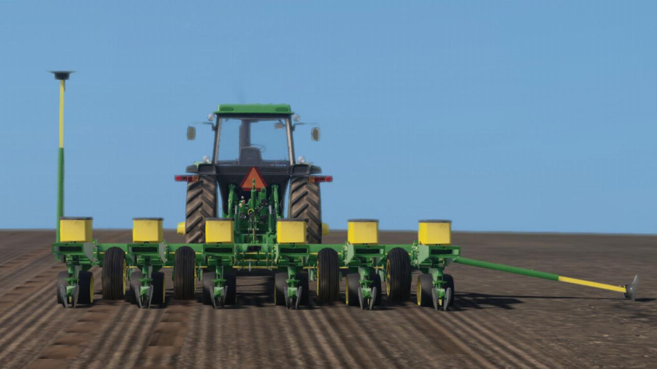 John Deere 7000 Planter