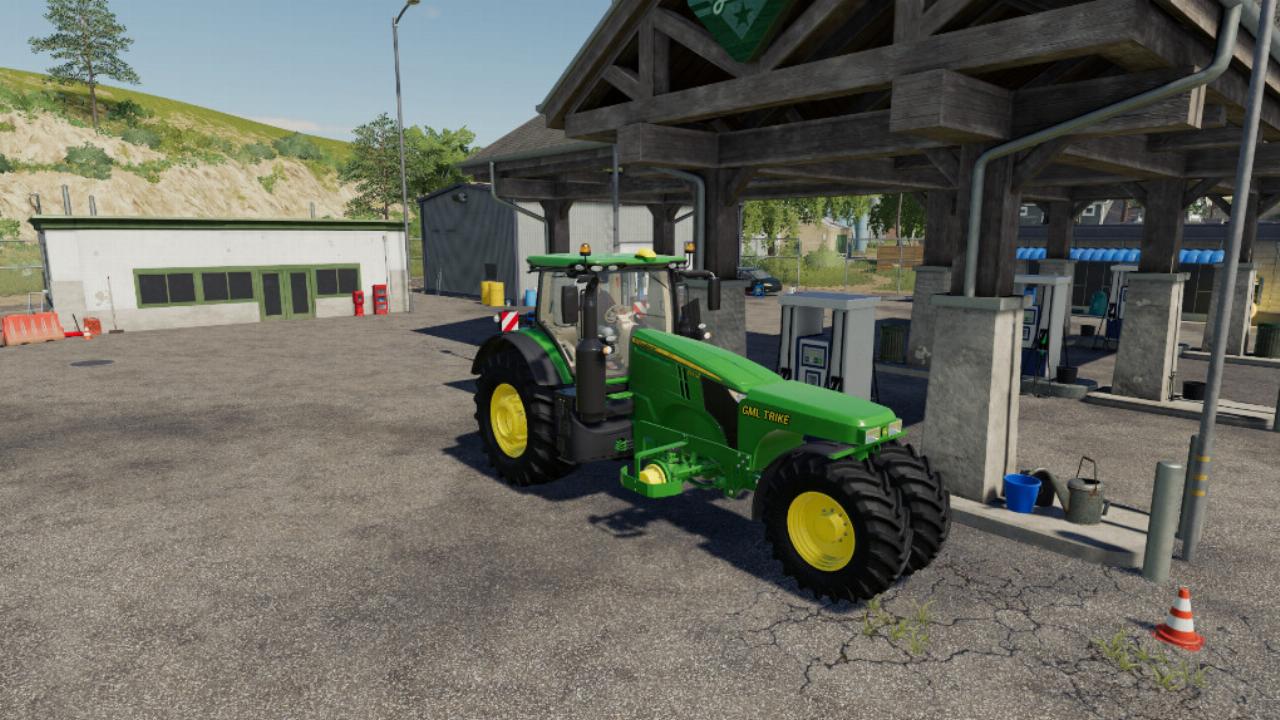 John Deere 7R Trike Series