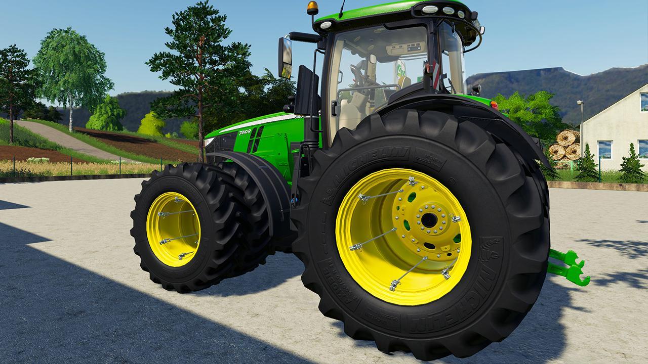 John Deere 7R