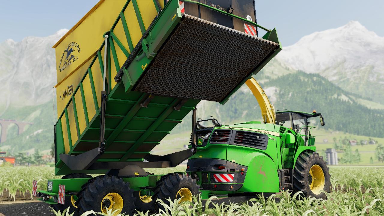 John Deere 8000 Cargo