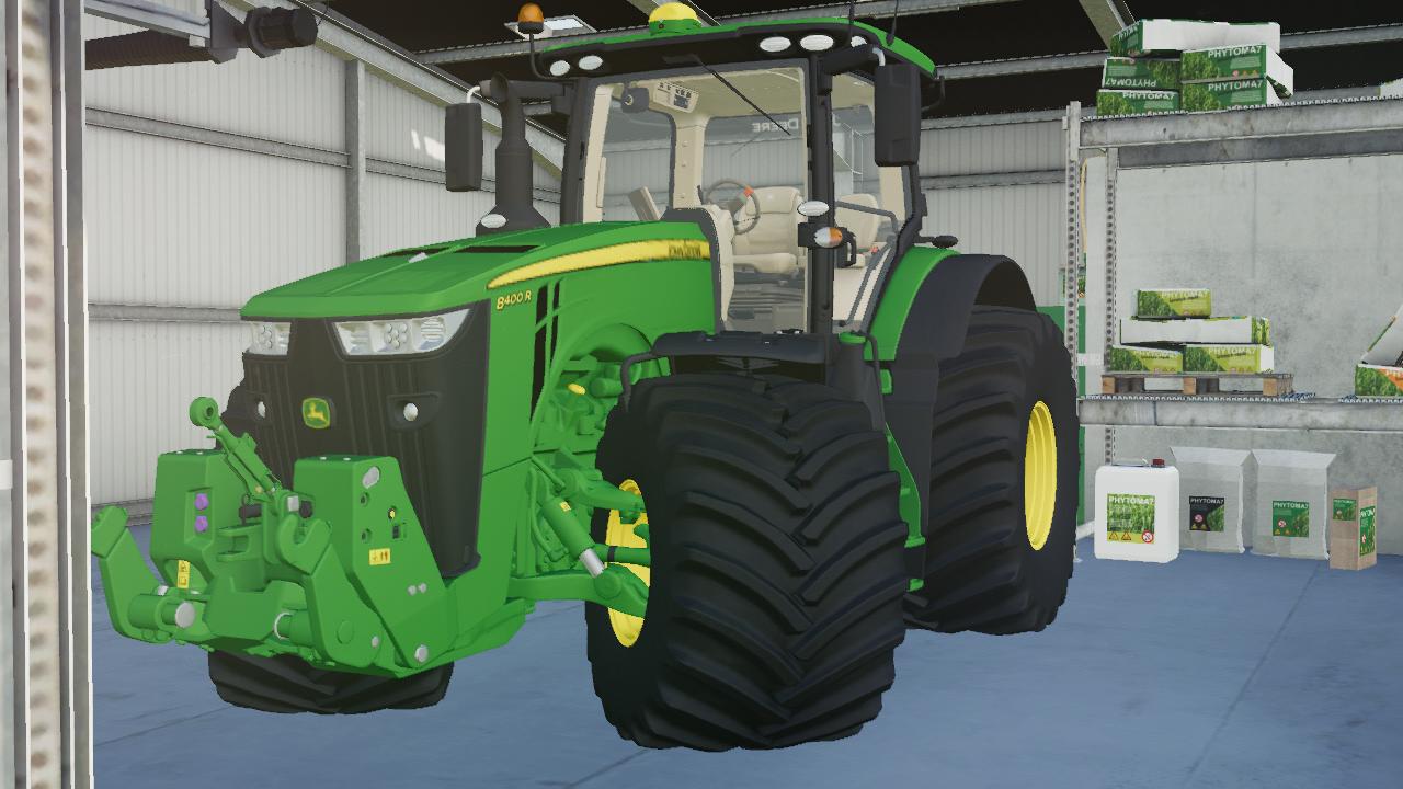 John Deere 8R