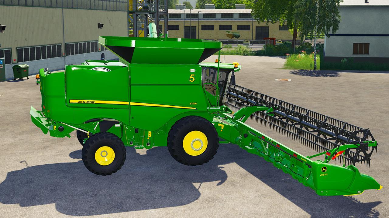 John Deere S700 IC