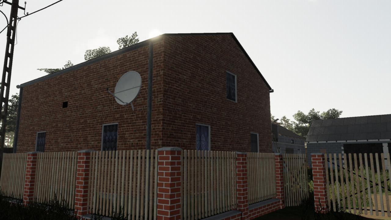 Ancienne maison en brique moyenne