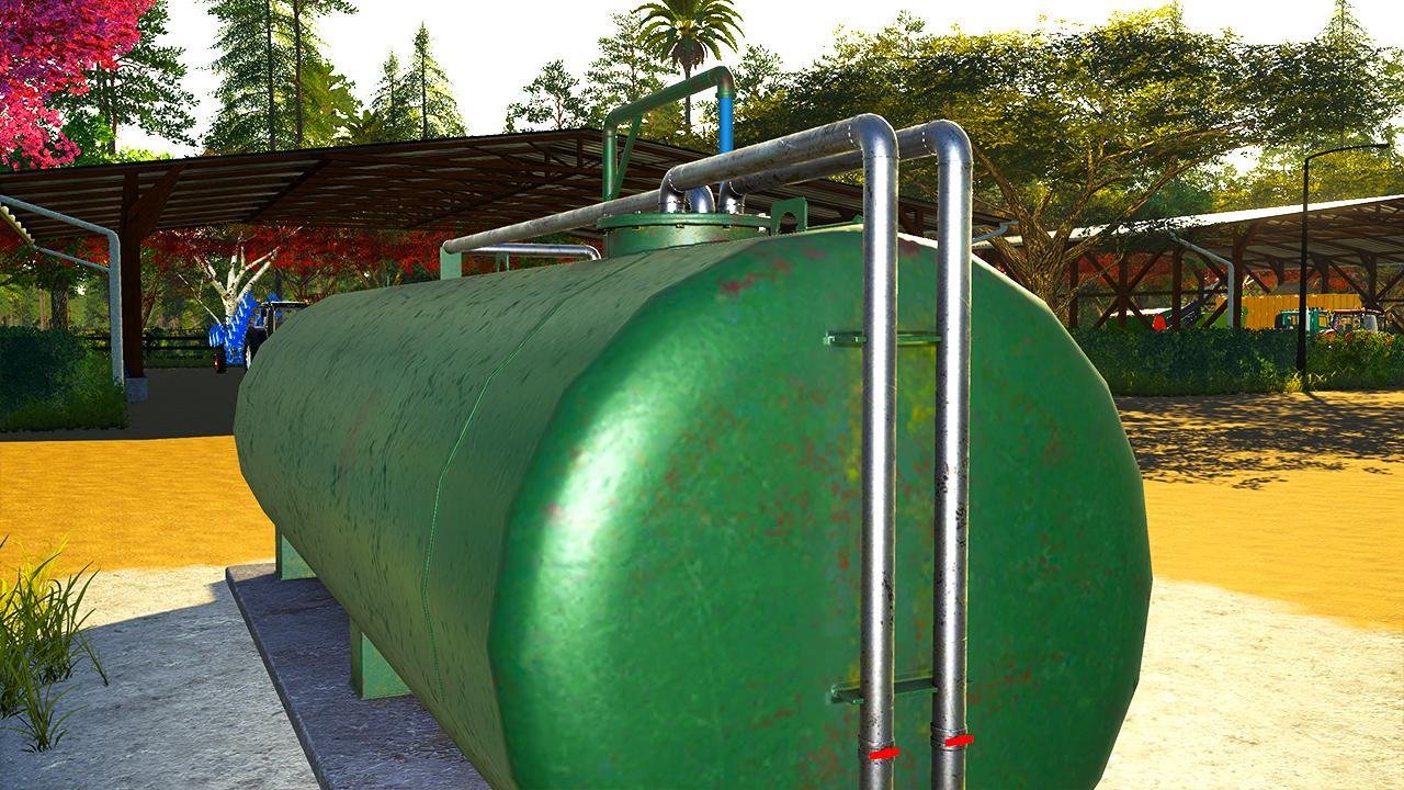 Fertilizer tank