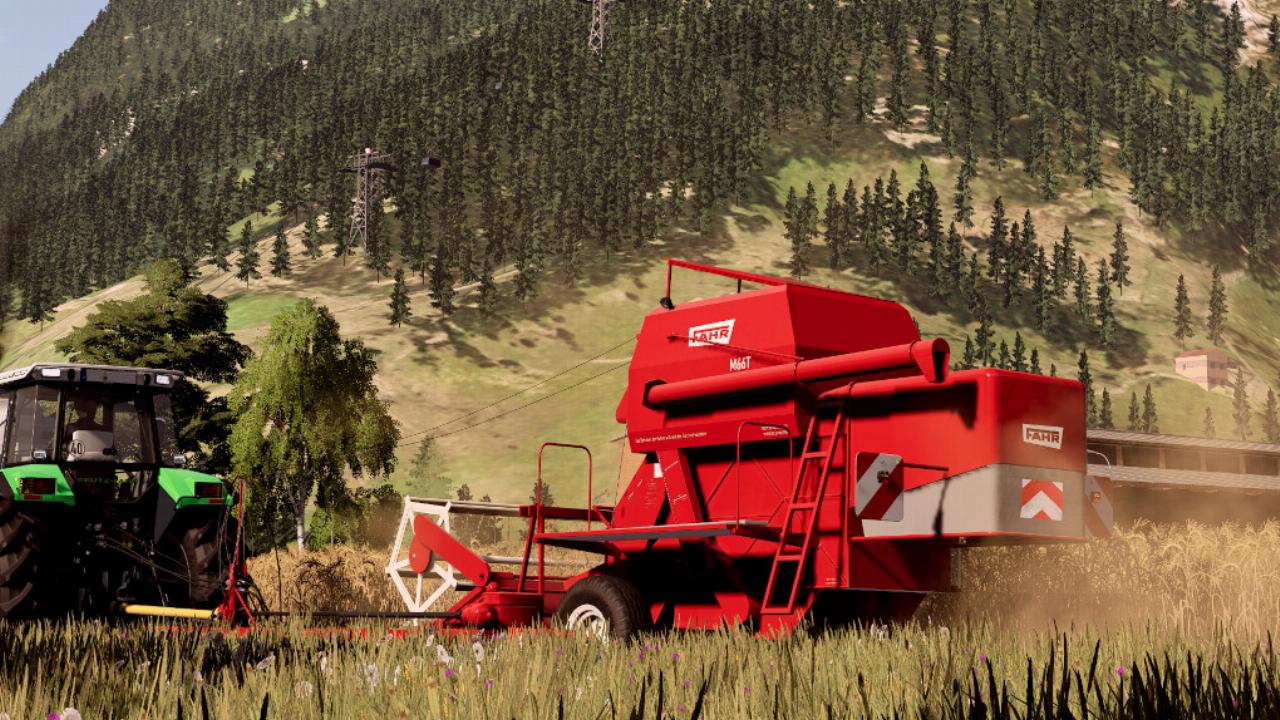 Fahr M66T Trailed Combine