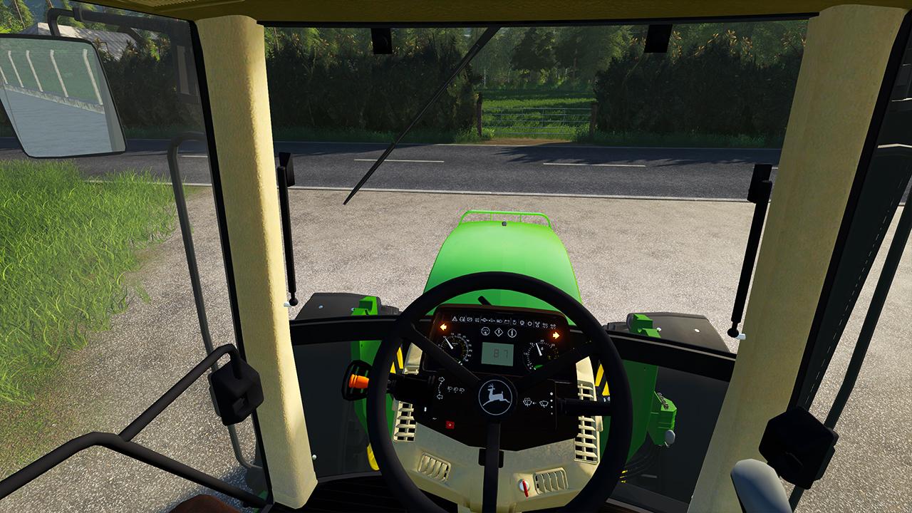 John Deere 6010