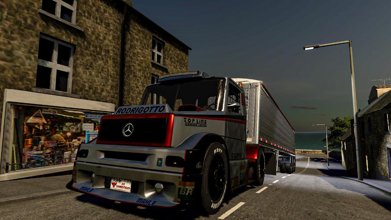 Mercedes Benz Formel Truck