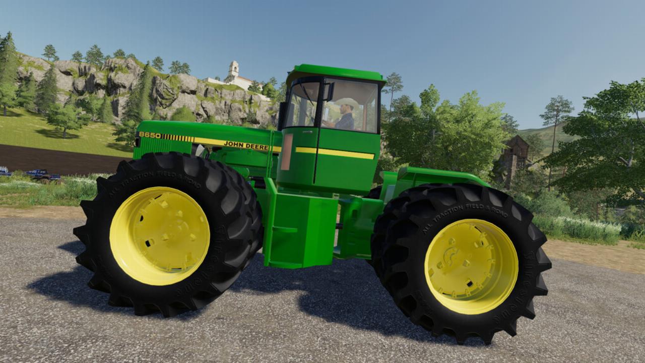 John Deere 8650