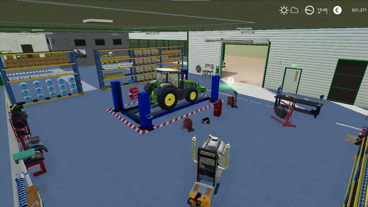 John Deere shop dealer