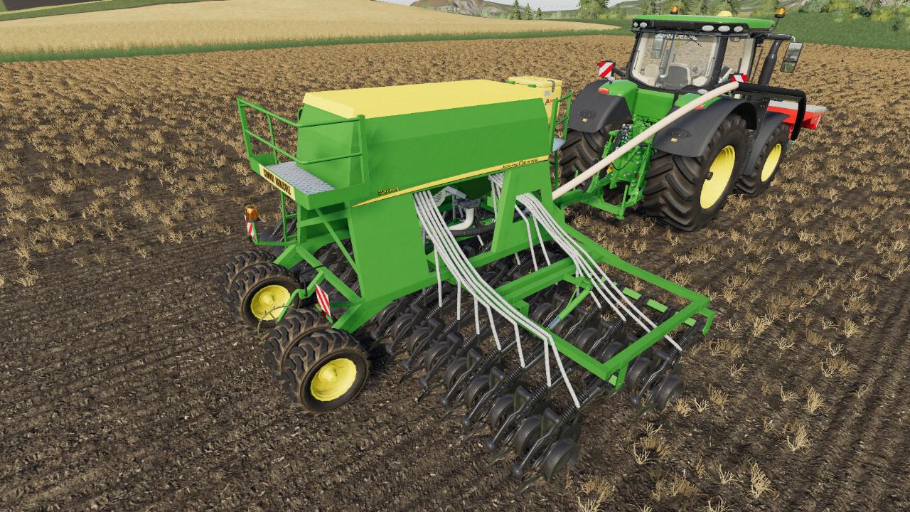 John Deere Seeder