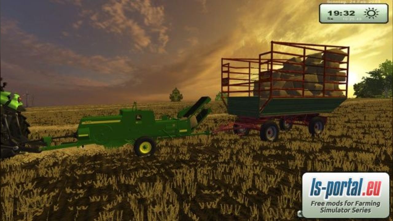 John Deere 348 with bale chute