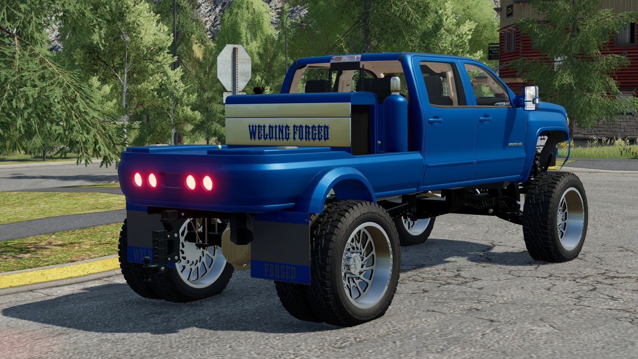 2018 GMC 3500 with welder