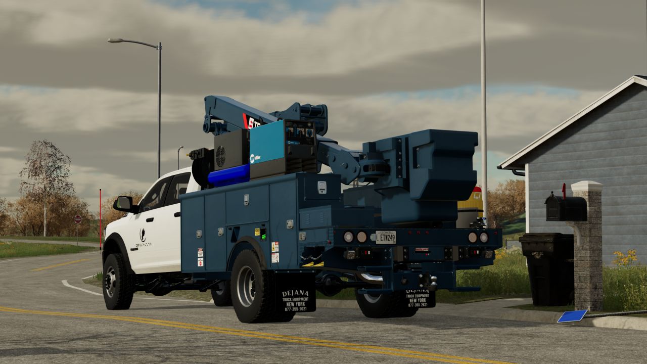 2020 Ram 5500 Bucket Truck