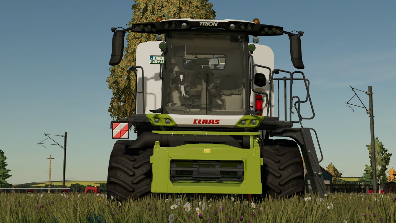Claas Trion 720-750 wheeled version