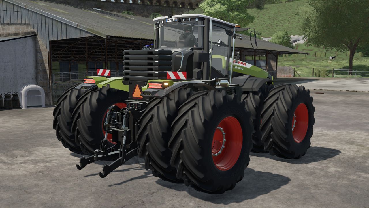 CLAAS Xerion 12.650