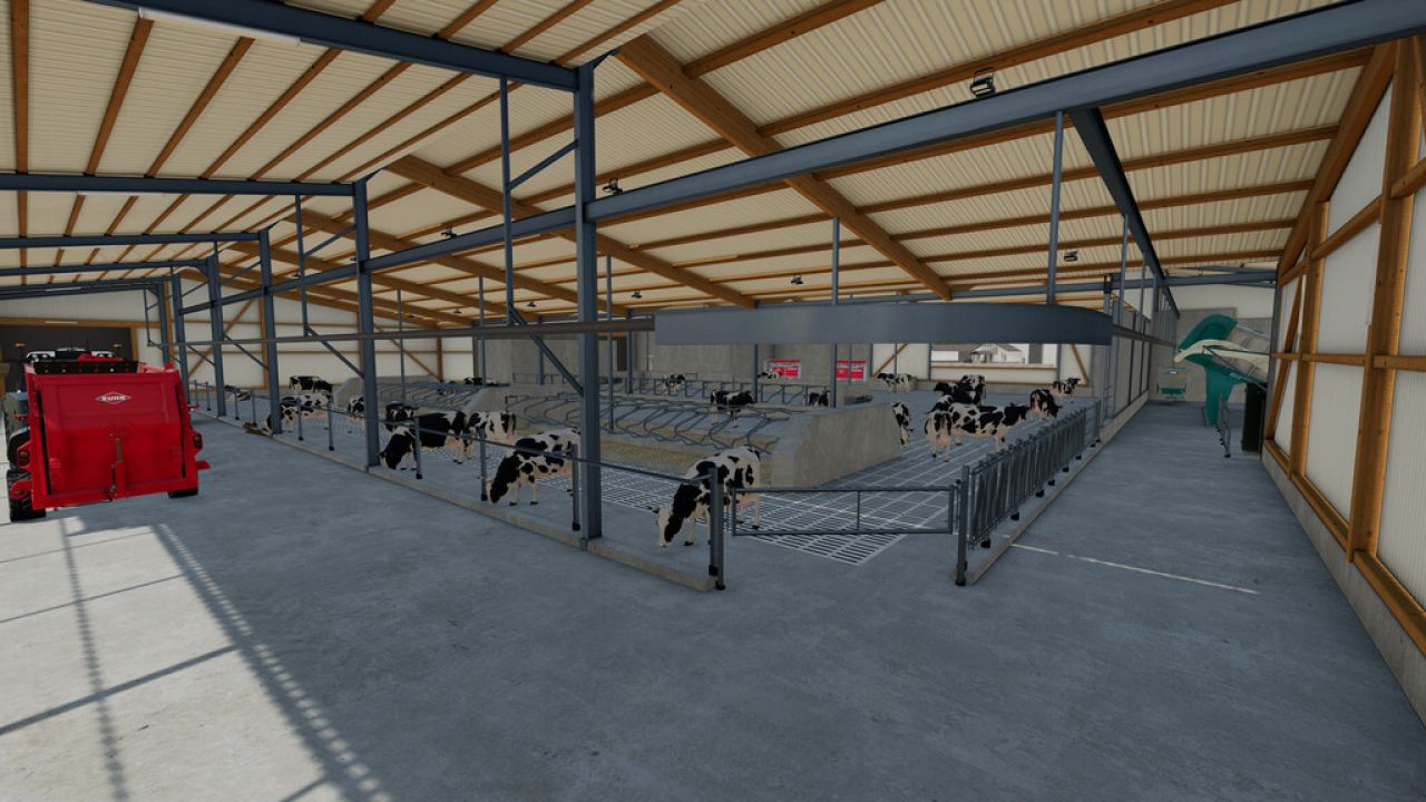 Grande stalla per vacche con alimentatore misto GEA