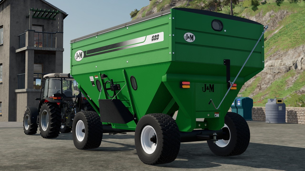 J&M 680 Gravity Wagon