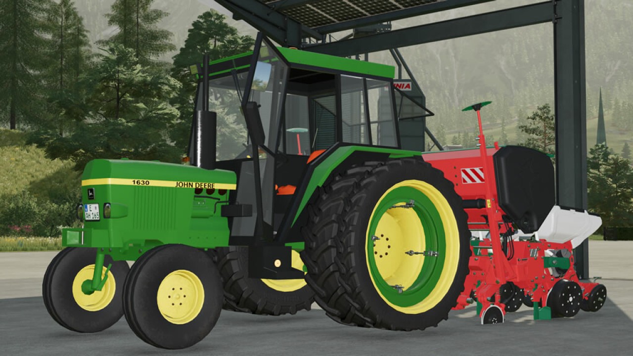 John Deere 1630 y herramientas