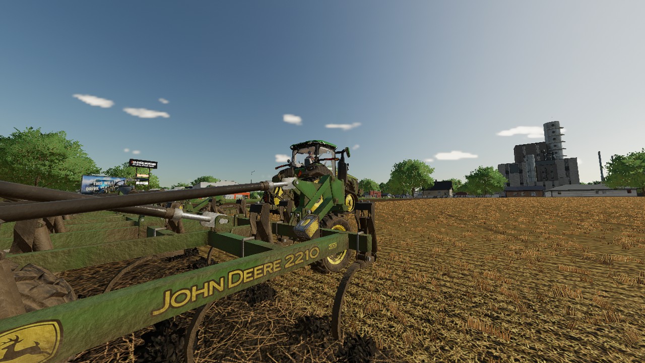 John Deere 2210