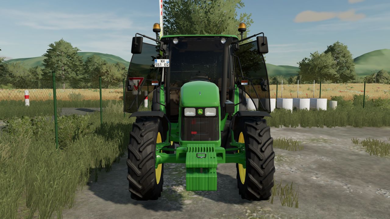 John Deere 5105M