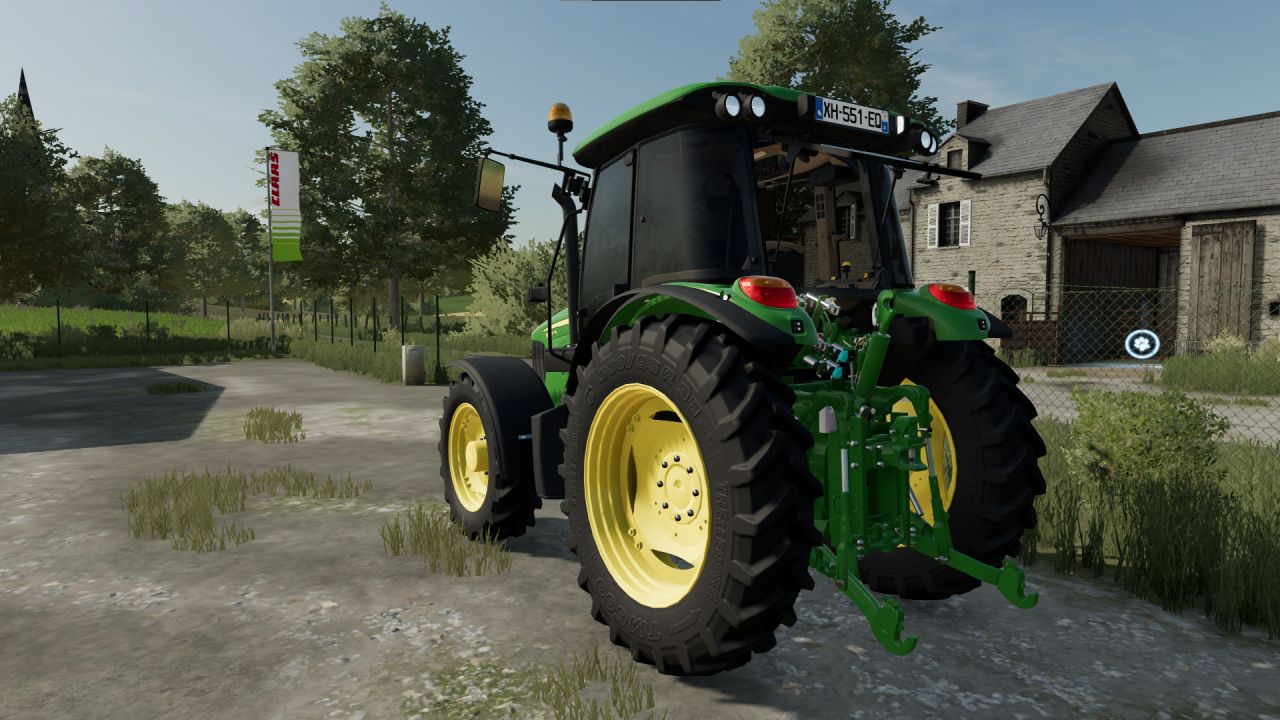 John Deere 5105M