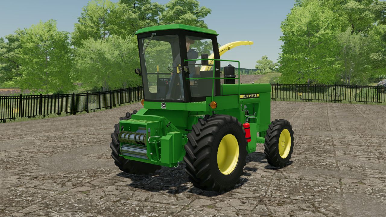 John Deere 5830