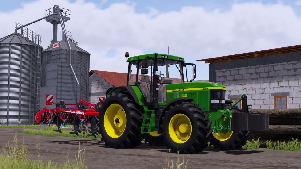 John Deere 7010 Series