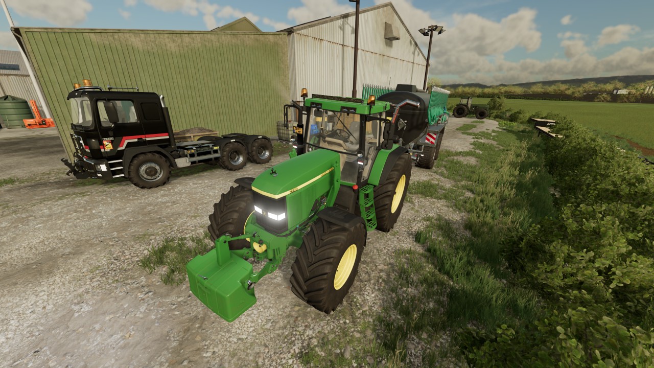 John Deere 7010 Series Edit
