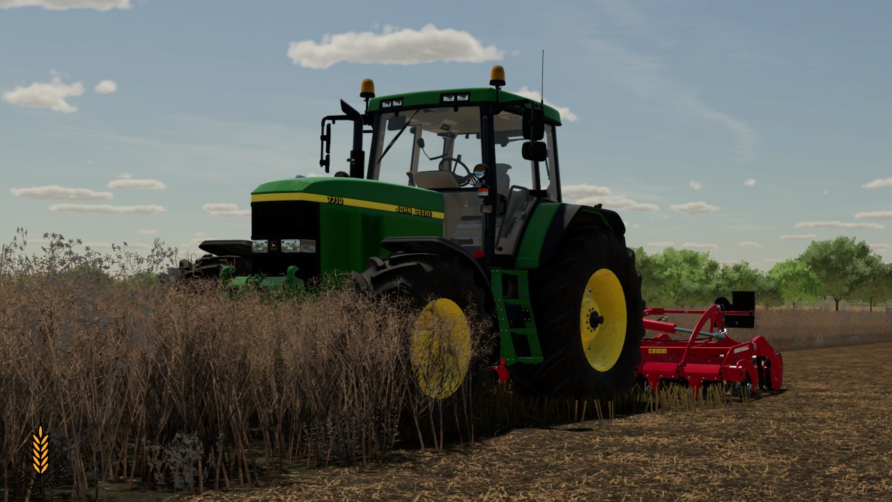 John Deere 7010 series