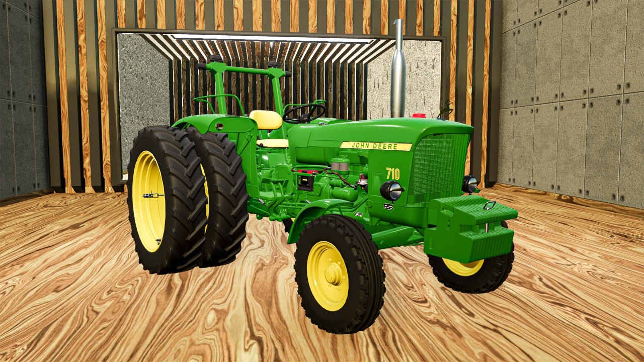 John Deere 710