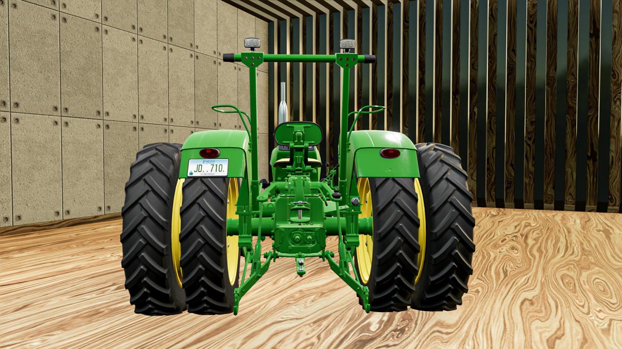 John Deere 710