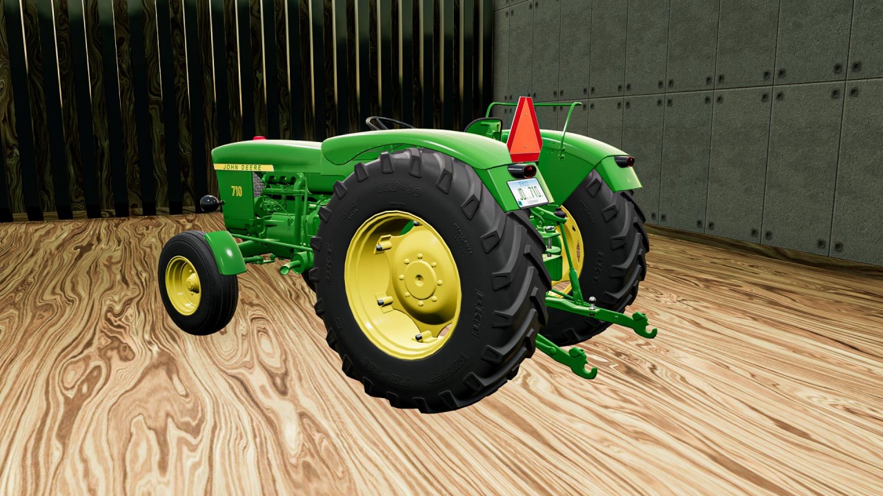 John Deere 710