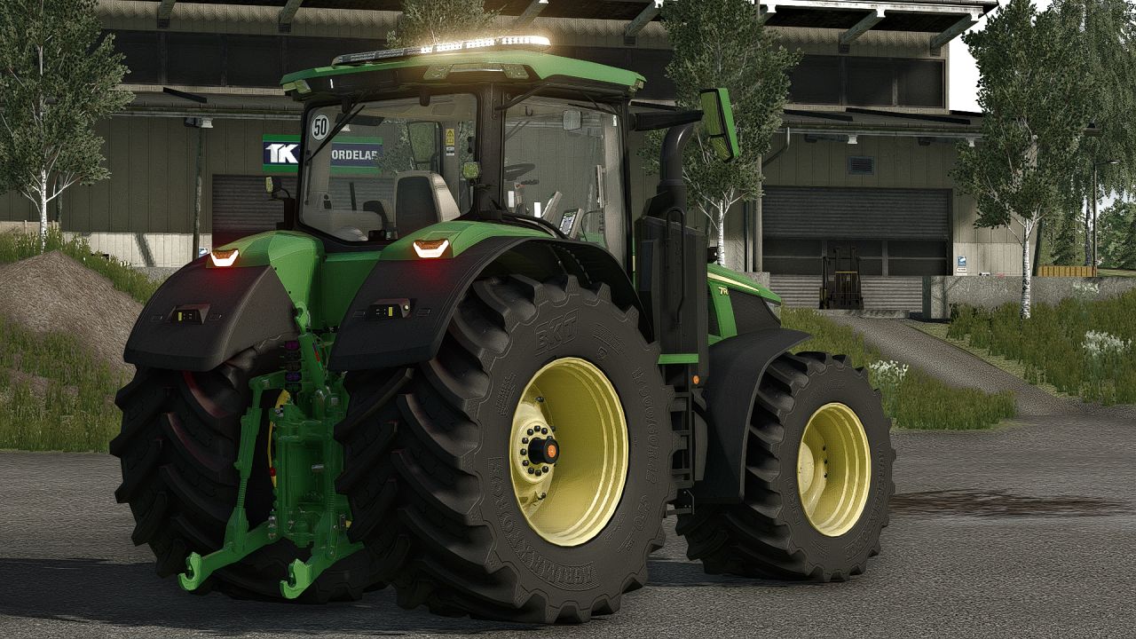 John Deere 7R Edit